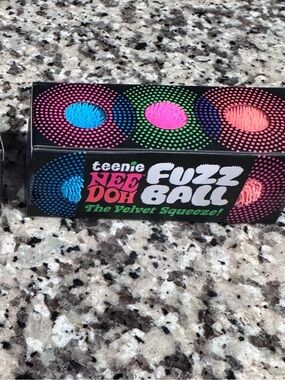 teenie NEE DOH Fuzz Balls - Bright Multicolor